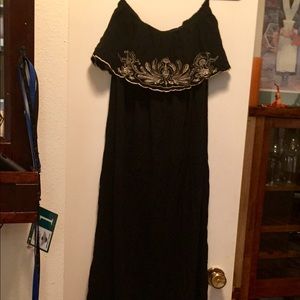 Akulani Strapless Maxi